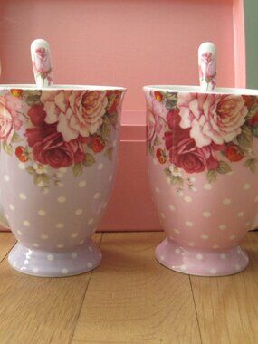 Lancaster Fine Bone Porcelain Set of 2 Teacups Spoons Pink Purple Floral England
